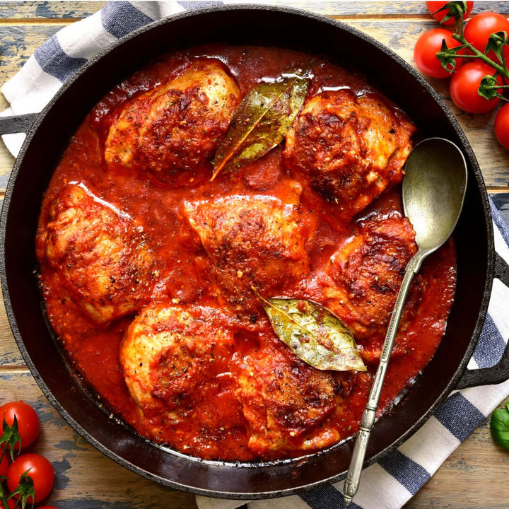 Savor the Flavor: Braised Chicken Thighs with Tomatoes and Garlic